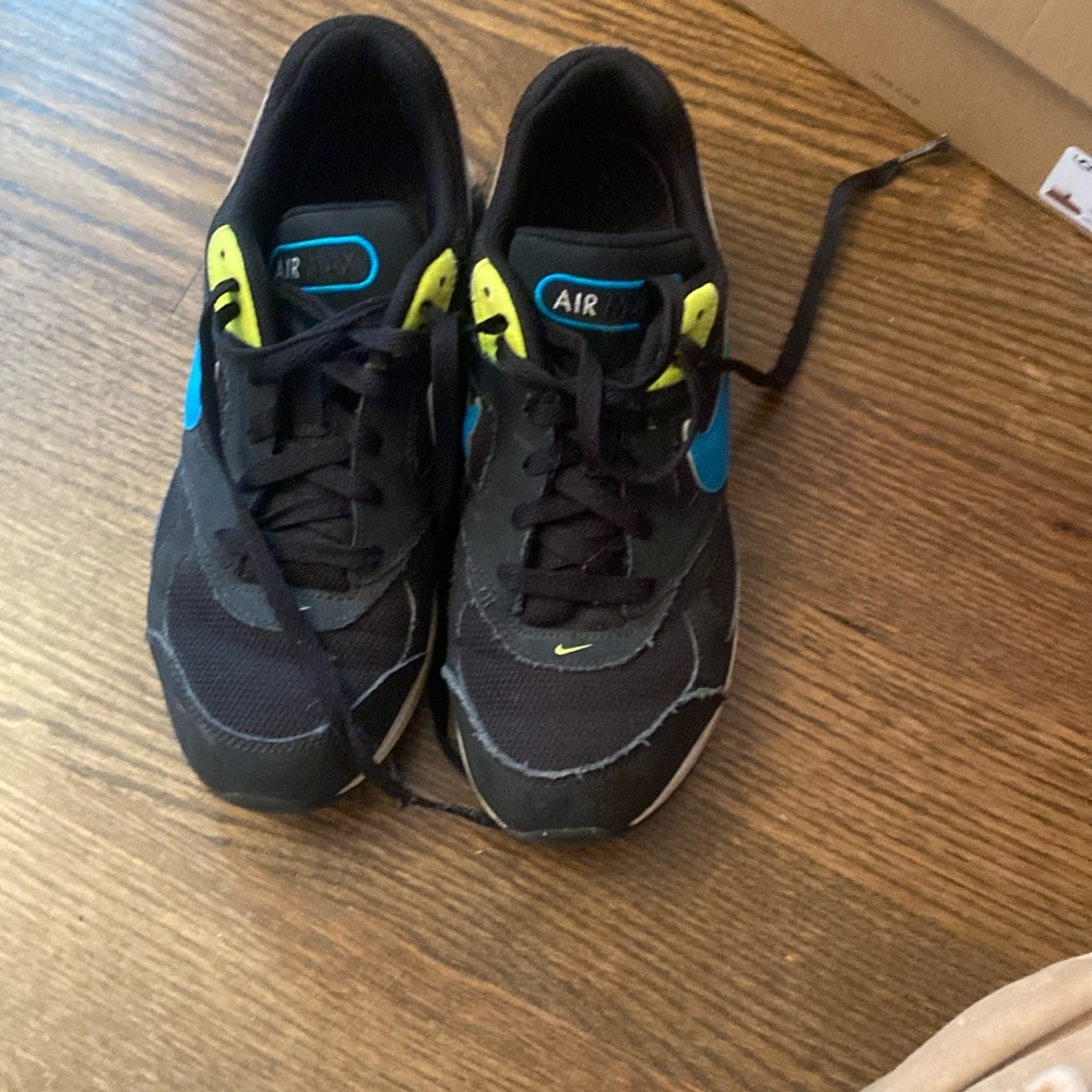 Nike air sneakers